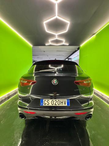 Alfa Romeo Stelvio 2.2 Turbodiesel 180 CV AT8 RWD Executive - Foto 6