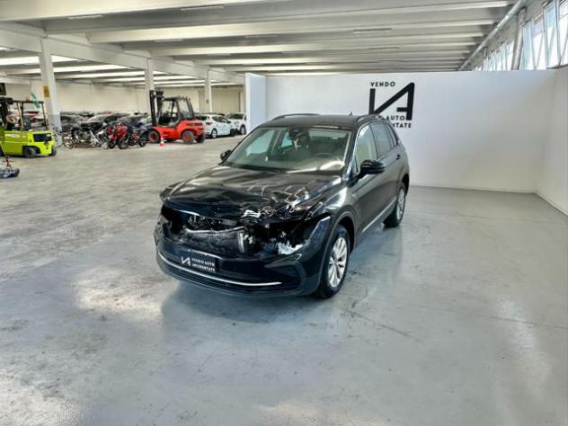VOLKSWAGEN Tiguan 2.0 TDI 150CV SCR DSG LIFE rif. 23931036 - Foto 3