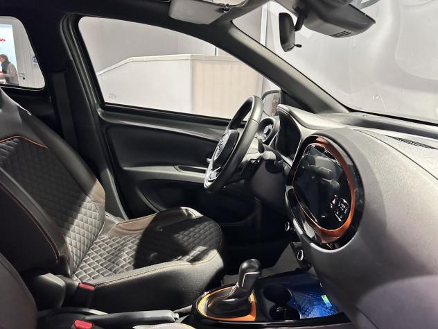 Toyota Aygo X Aygo X 1.0 VVT-i 72 CV 5 porte Limited Air S-CVT - Foto 7