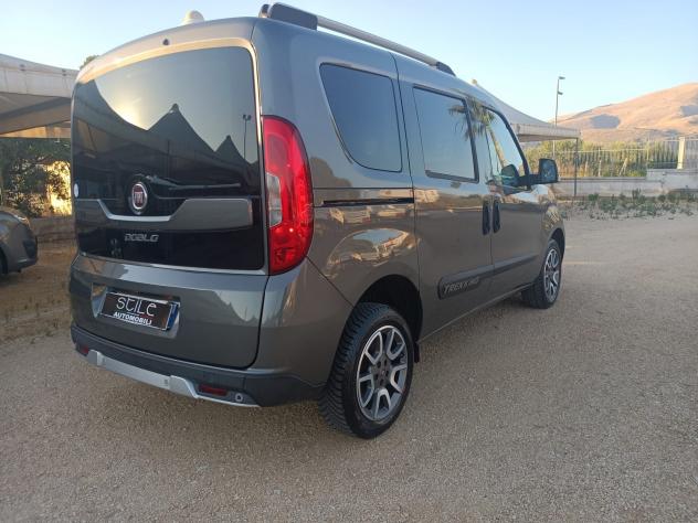 Fiat Doblo Dobl1.6 MJT 16V 120CV Trekking - Foto 6