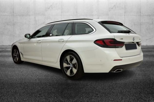 BMW 520 d 48V xDrive Touring Business rif. 24049666 - Foto 2