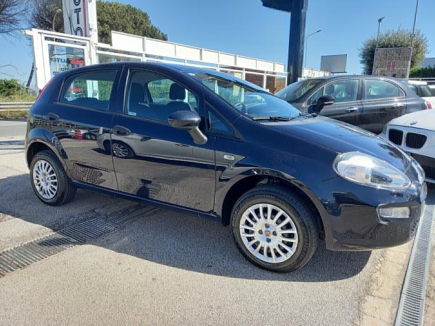 Fiat Punto 1.4 Natural Power 5porte Street 2017 - Foto 9