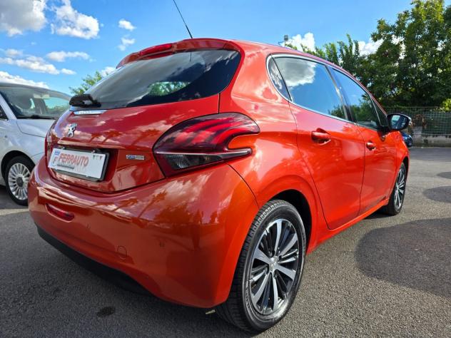 Peugeot 208 1.2 PureTech 82 CV 5 porte Allure Gpl - Foto 4