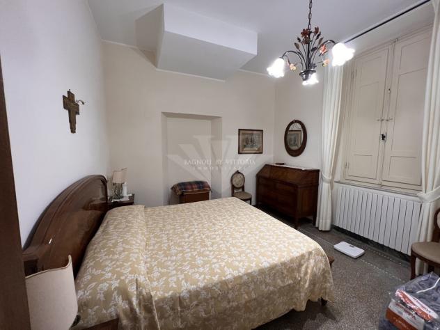 VILLA di 12 vani e di 266 mq (PIETRASANTA) rif. 477 - Foto 8