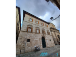 ASCOLI PICENO-Centro storico-Appartamento mq 210 affrescato + ufficio