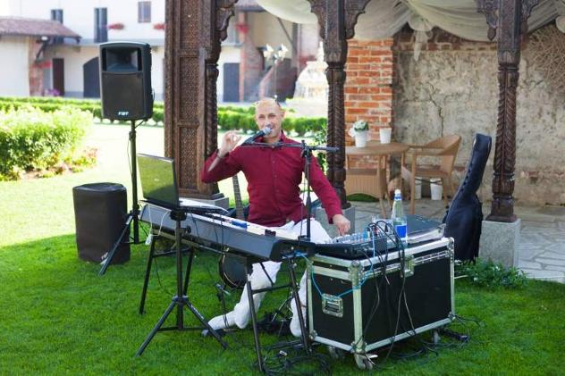 Musicista Pianobar Deejay Feste Matrimoni - Foto 2