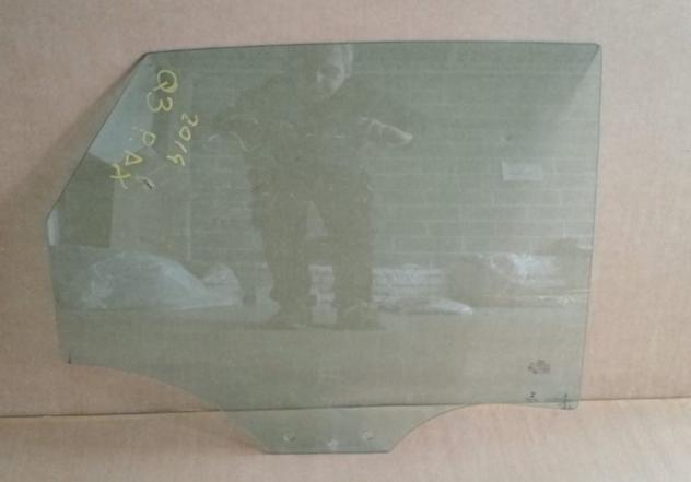 SCENDENTE PORTA POST. D. 999-U1293464 Vetri e Retrovisori  Cristalli  Cristalli porte  Cristal AUDI - Q3 - 01-09-2011 - 01-01-2015