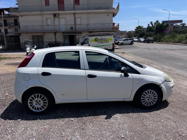 Grande punto 1.3 Mtj 75cv Neopatentati - Foto 2