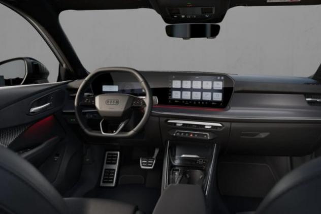 AUDI Q3 SPB TFSI 195 kW S tronic quattro S Line edition rif. 23757656 - Foto 4