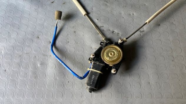 Alzcristallo anteriore DX Kia Sportage del 2001 - Foto 3