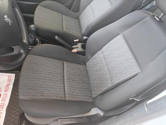 Peugeot 207 1.4 8V 75CV 5p. X Line - Foto 8