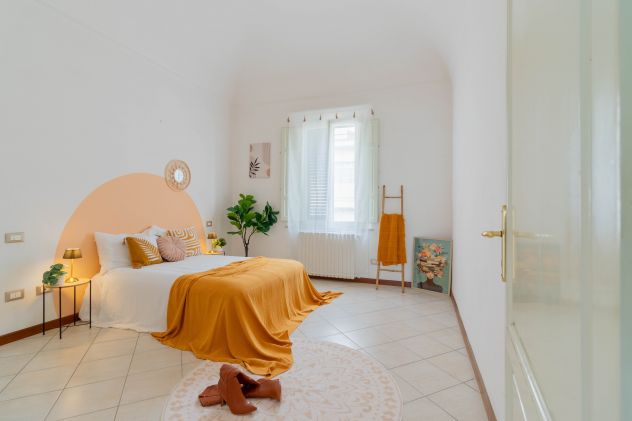 VILLA SINGOLA CON TRE CAMERE E GIARDINO DI 200 MQ - Foto 6