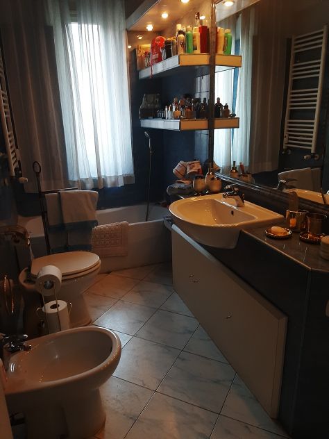 NOMENTANA STANZA SINGOLA CON BAGNO ANCHE BREVI PERIODI CON CONTRATTO - Foto 2