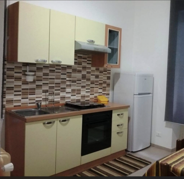 TRILOCALE IN VIA LEINI': 400 EURO - Foto 3
