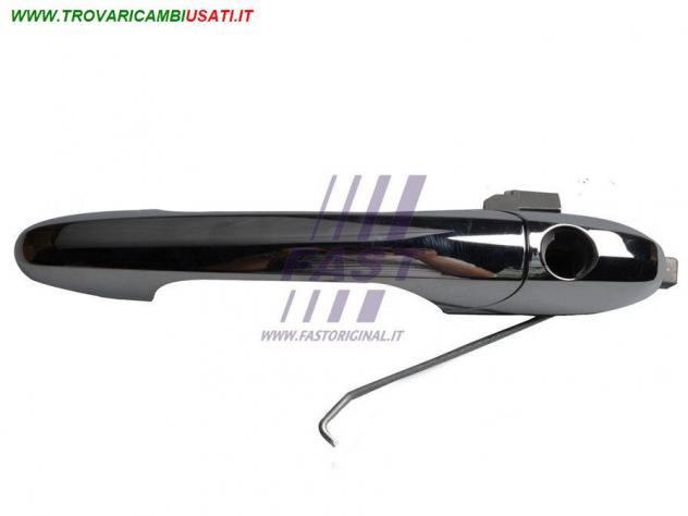MANIGLIA ESTERNA FIAT 500 07 ANTERIORE SX FT94398 Carrozzeria  Lamierati esterni  Porte  Maniglia porta es ABARTH - 500 - 2008  2016, FIAT - 500 - 200