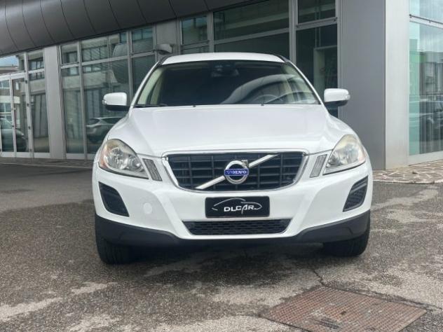 VOLVO XC60 D3 AWD Geartronic Momentum rif. 24182385 - Foto 4