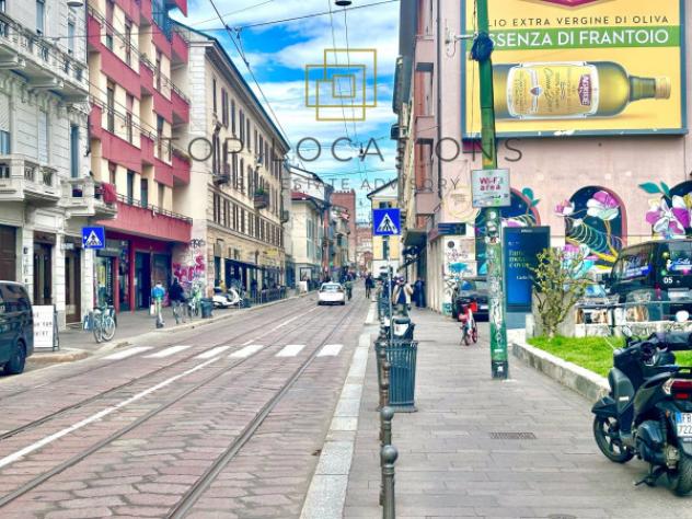 Attività / Licenza di 70 m² con 2 locali in affitto a Milano