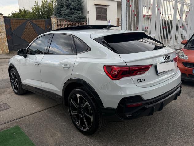 Audi Q3 SPB 35 TDI S tronic line edition tetto apribile - Foto 4