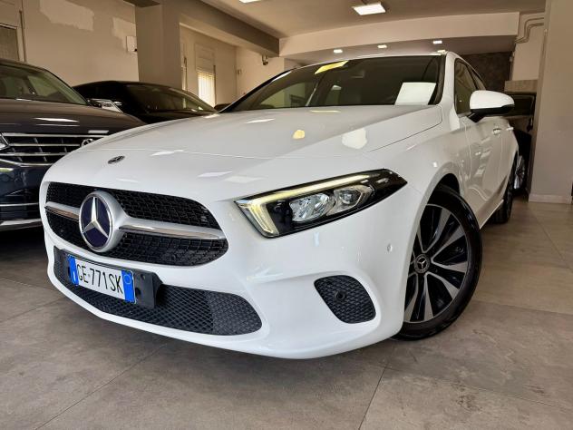 Mercedes A 180d 2.0 Automatic Sport Plus 2021 - Foto 3