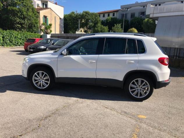 VOLKSWAGEN Tiguan 2.0 TDI DPF 4MOTION Sport & Style rif. 23838360 - Foto 6