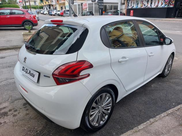 Peugeot 208 1.2 Gpl 82 Cv 5p Allure - Foto 7