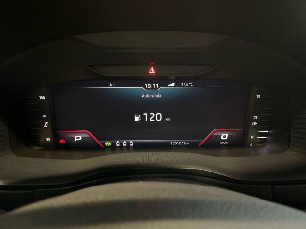 Škoda Karoq 1.6 TDI SCR DSG SportLine - Foto 9