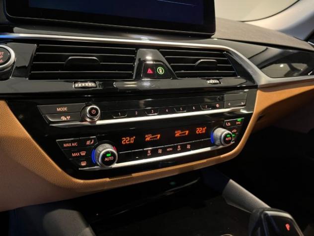 BMW 530 e xDrive Touring Business Plug-In rif. 23334883 - Foto 9