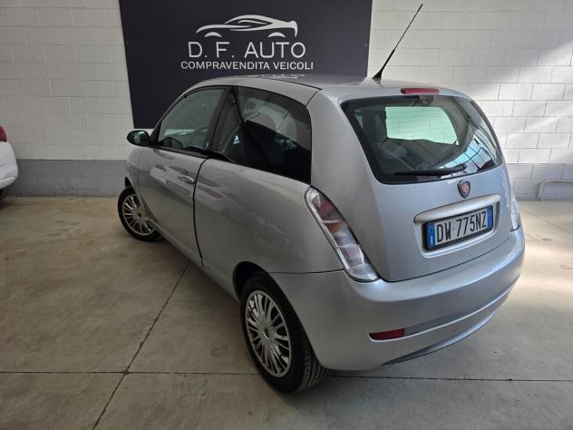 Lancia Ypsilon 1.2 Oro 5 posti - Foto 3