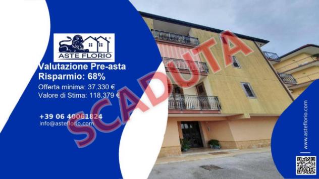 Immobile in asta di 127 m², box auto in vendita a Canicattini Bagni