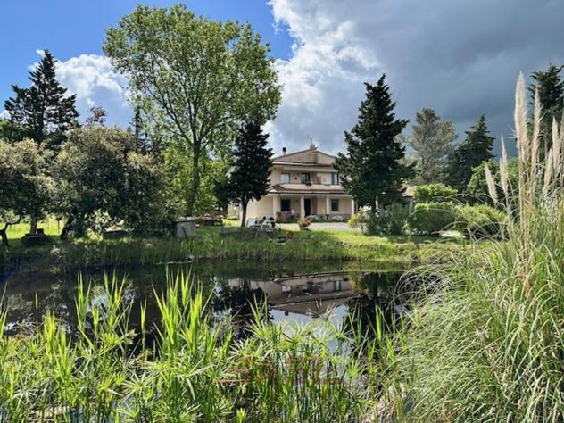 Villa in vendita a Castellina Marittima