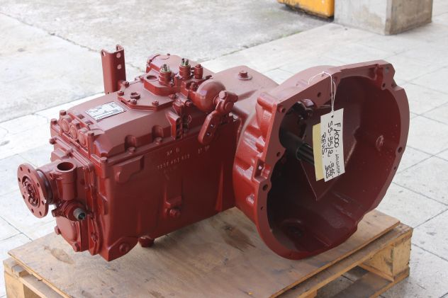 Cambio REVISIONATO ZF IVECO S5-35-2 BUS 315-316 42014557