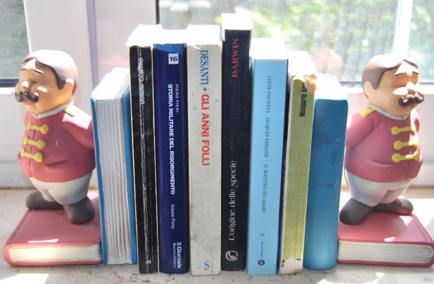 coppia di reggilibri in ceramica firmati la gatta - Foto 9