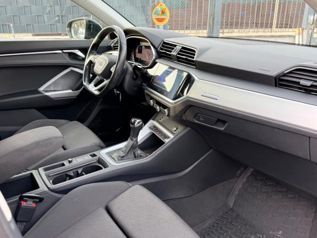 Audi Q3 SPB 35 TDI S tronic line edition 2022 - Foto 7