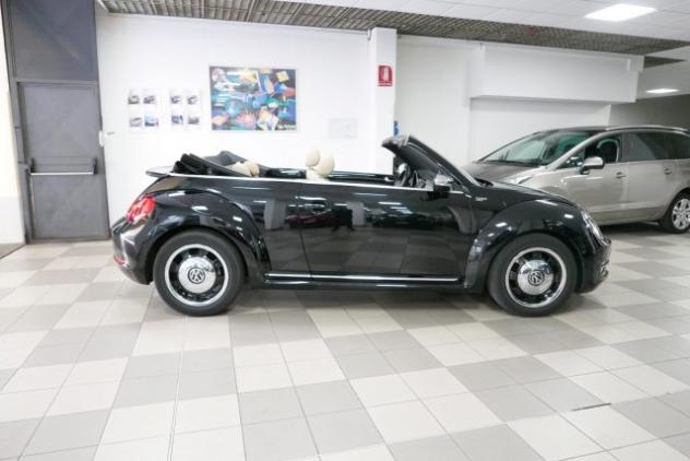 VOLKSWAGEN Maggiolino Cabrio 1.2 TSI "50'S" Design rif. 24039910 - Foto 3