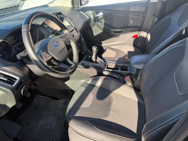 Ford Focus 1.5 TDCi 120 CV Start&Stop Titanium - Foto 9
