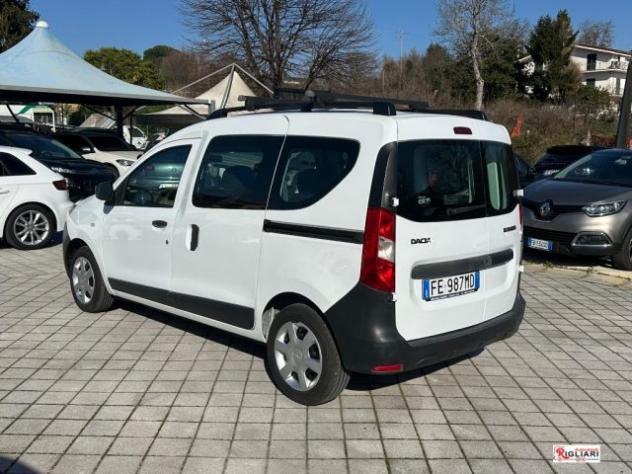 DACIA Dokker 75CV Lauréate Family rif. 23771398 - Foto 2