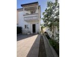RIF. 492 FRONTE VILLAGGIO COPPOLA - VILLA 2 LIVELLI CON CORTILE