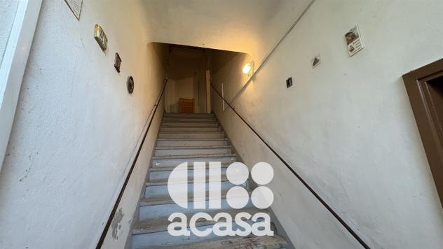 CASALE CON PERTINENZE - Foto 7