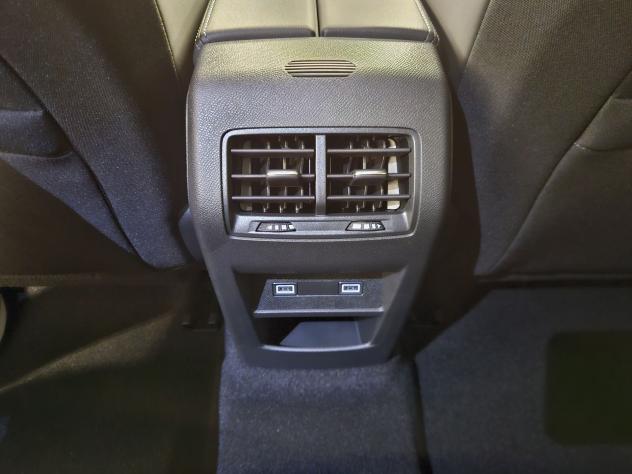 Peugeot 308 BlueHDi 130 S&S EAT8 SW Allure - Foto 9