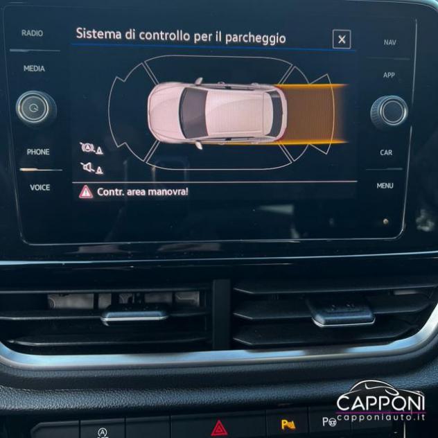 VOLKSWAGEN T-Roc 1.0 TSI R-Line PROMO rif. 24112967 - Foto 10