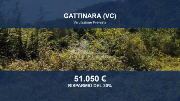 Immobile in asta di 1529 m² con più di 5 locali in vendita a Gattinara