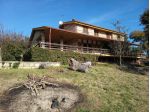 Villa in posizione di prestigio con ampio giardino a Terni