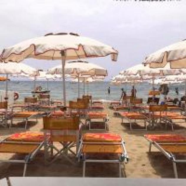 Eden Beach di Manganelli Christian & C. S.n.c.