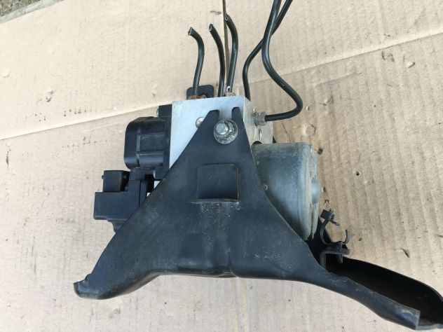 Pompa / Centralina ABS 11000031300 NISSAN NAVARA PICK UP D22 2004 - Foto 4