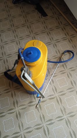 pompa irroratrice a spalla,