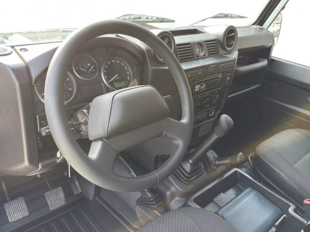 Land Rover Defender Defender 90 2.2 TD4 122 Cv SW - Cerchi, Clima, Radio ecc - Foto 7