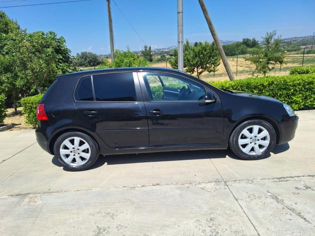 Volkswagen Golf 1.9 TDI DPF 5p. - Foto 4