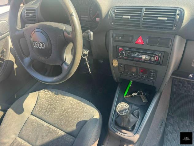 AUDI - A3 - 1.9 TDI 3 porte Attraction - Foto 5
