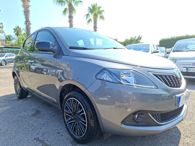Lancia Ypsilon 1.0 FireFly 5 porte S&S Hybrid Gold - Foto 5