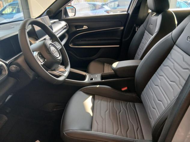 Jeep Avenger 4xe Hybrid 1.2 Turbo 145 CV MHEV 4xe Upland --. - Foto 8